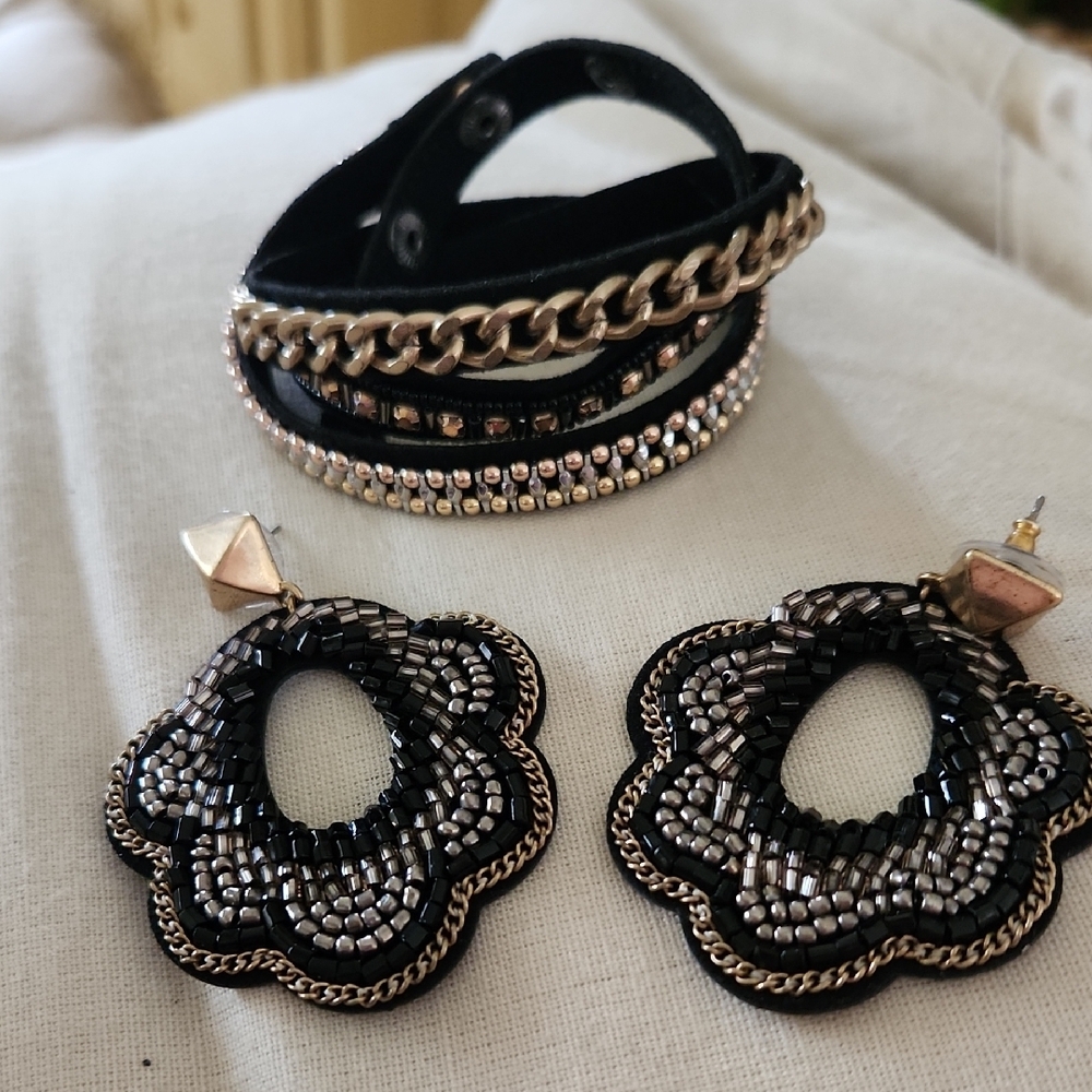 S&D Black Wrap Bracelet